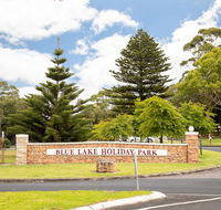 Blue Lake Holiday Park - Foster Accommodation