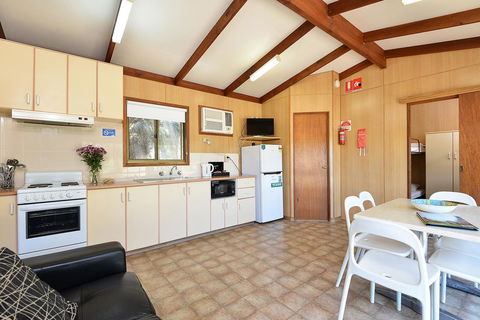 BIG4 Port Elliot Holiday Park - Foster Accommodation 6