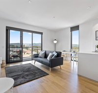 Views On Surflen - Foster Accommodation