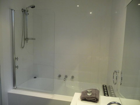 2 Austinmer Studio - Foster Accommodation 7