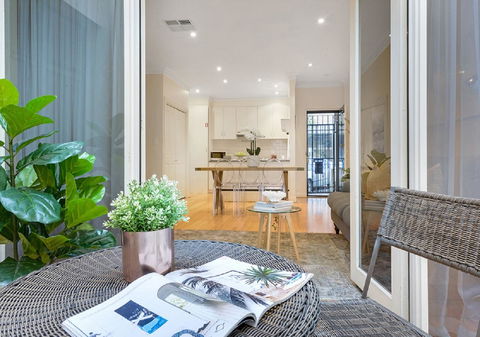GOUGER 265 - Foster Accommodation 5