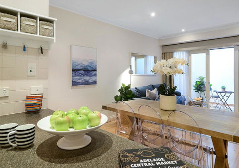 GOUGER 265 - Foster Accommodation 13