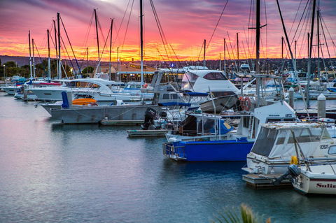Marina Reflections - Foster Accommodation 14