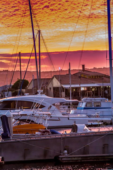 Marina Reflections - Foster Accommodation 19