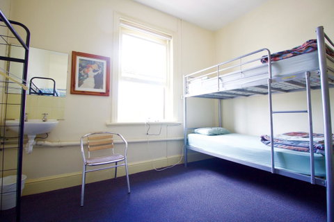 Backpack Oz - Foster Accommodation 39