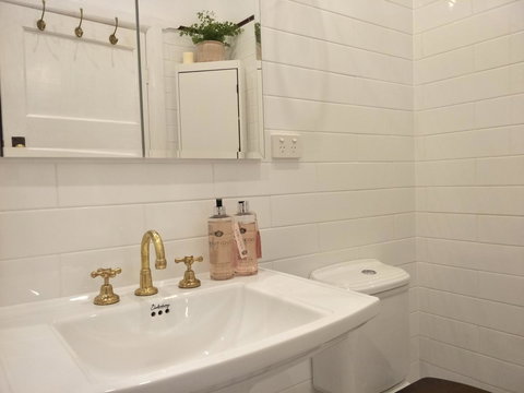 Fernweh Guesthouse - Foster Accommodation 18