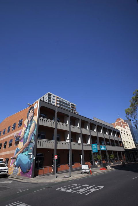 YHA Adelaide Central - Foster Accommodation 6
