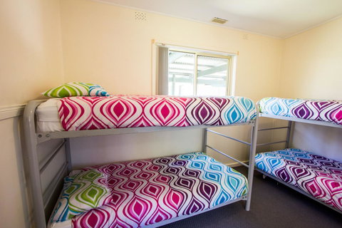 The Retreat Port Stephens - Foster Accommodation 10