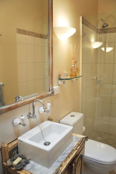 Athelney Cottage Bed And Breakfast - Foster Accommodation 15