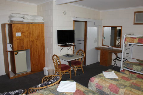 Island Motel Kingscote - Foster Accommodation 30