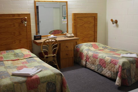 Island Motel Kingscote - Foster Accommodation 24