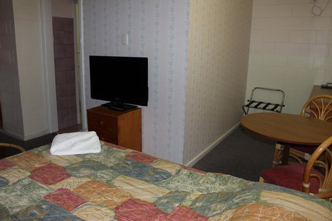 Island Motel Kingscote - Foster Accommodation 13