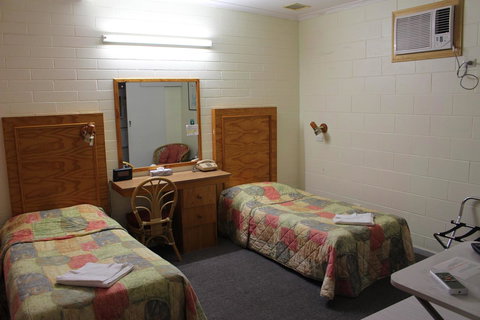 Island Motel Kingscote - Foster Accommodation 23
