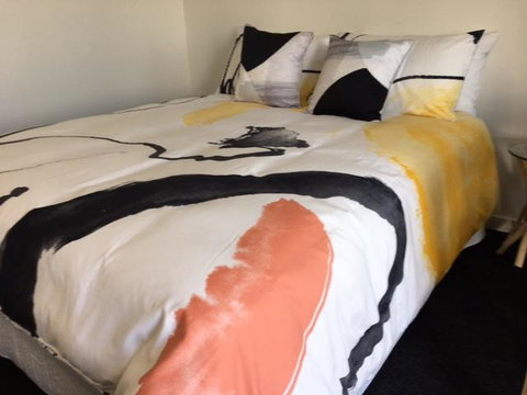 Port Lincoln Shark Apartment 2 - Foster Accommodation 8