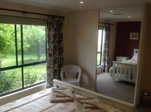 Breakaway Farmstay - Foster Accommodation 10