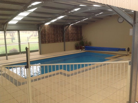 Breakaway Farmstay - Foster Accommodation 4