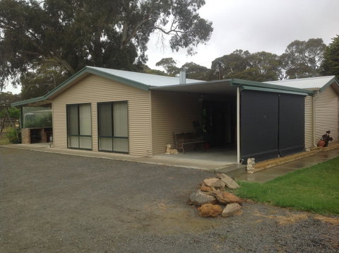 Breakaway Farmstay - Foster Accommodation 1