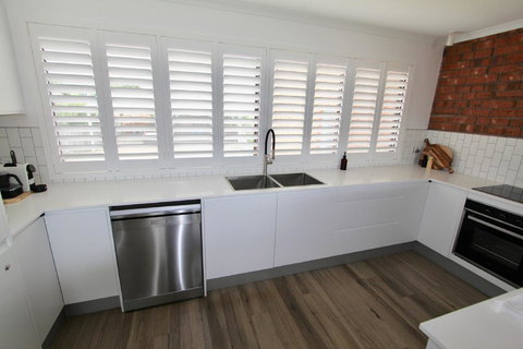 Southern Sands\' Beachfront Apartment - Foster Accommodation 8