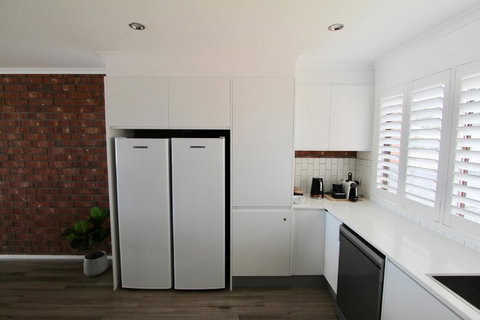 Southern Sands\' Beachfront Apartment - Foster Accommodation 9