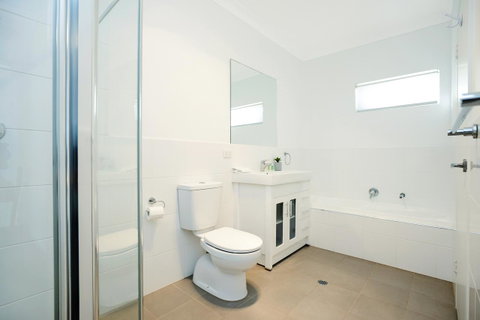 Blue Zone - Aldinga Beach - Foster Accommodation 11