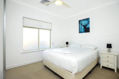Blue Zone - Aldinga Beach - Foster Accommodation 10