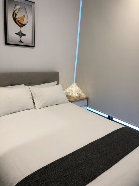 Mid City Apartment - Foster Accommodation 19