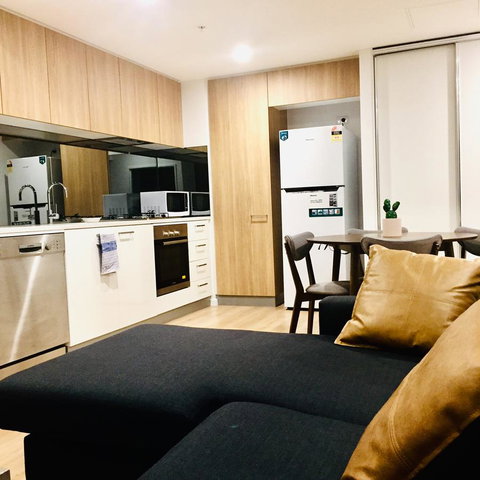 Mid City Apartment - Foster Accommodation 11