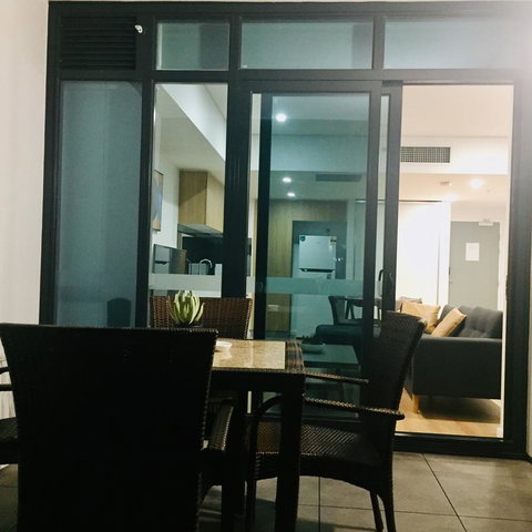 Mid City Apartment - Foster Accommodation 10