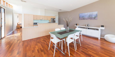 South Shores Villa 52 - Foster Accommodation 19