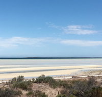 Shangri La Moonta Bay - Foster Accommodation