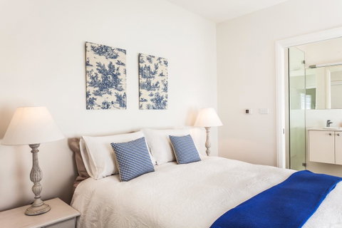 The Folly - Foster Accommodation 4