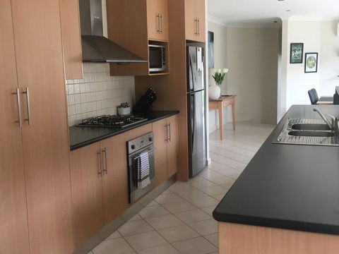Apartment 229 Mount Gambier - Foster Accommodation 2