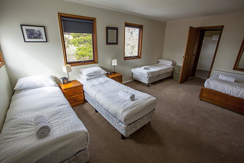 Eagles Range - Foster Accommodation 10