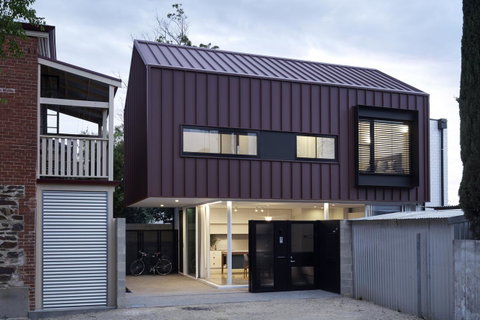 Swainson On Castle - Foster Accommodation 4