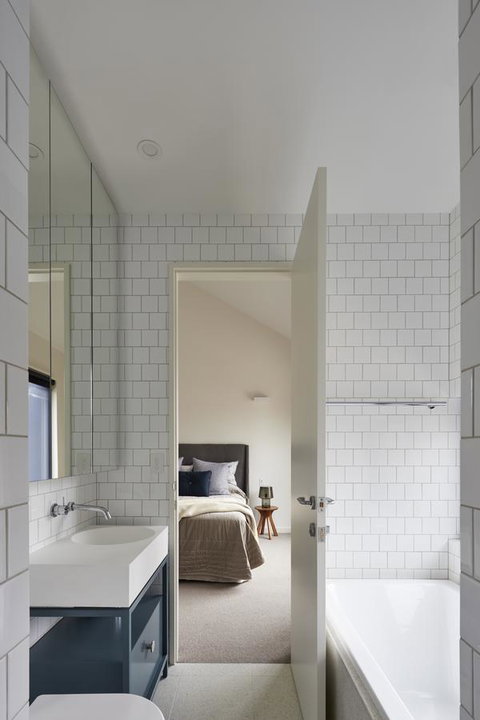 Swainson On Castle - Foster Accommodation 16