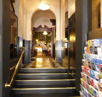 Ambassadors Hotel - Foster Accommodation