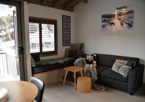 CHILL-OUT - Thredbo - Foster Accommodation 1