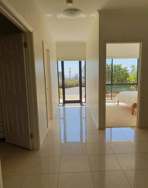 South Shores - Foster Accommodation 7