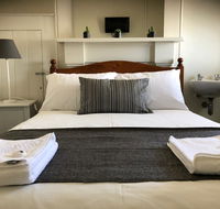 Cornwall Hotel - Foster Accommodation