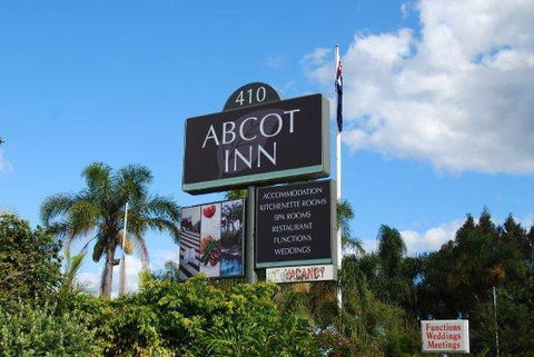 Abcot Inn - Foster Accommodation 0