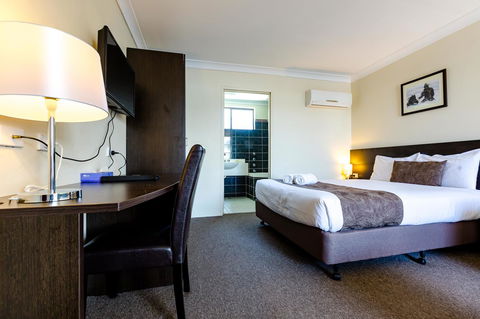 Abcot Inn - Foster Accommodation 13