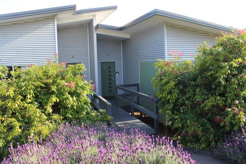 Beltana Villas - Foster Accommodation 13