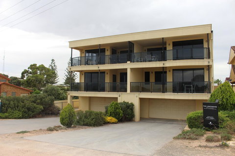 The Lighthouse - Beachfront Accommodation - Foster Accommodation 0