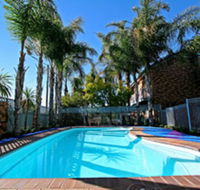Cattlemans Country Motor Inn  Serviced Apartments - Foster Accommodation