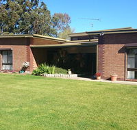 Hilltop Escape - Foster Accommodation