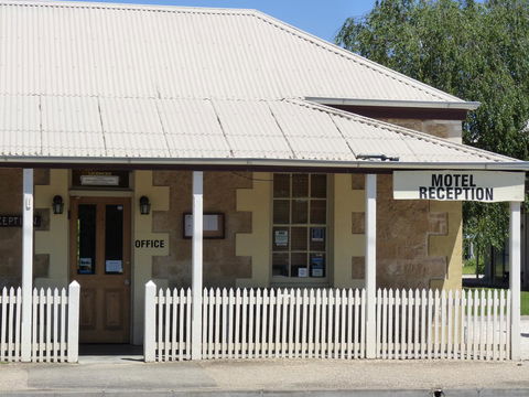 Coonawarra Motor Lodge - Foster Accommodation 5