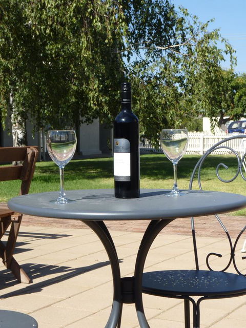 Coonawarra Motor Lodge - Foster Accommodation 4
