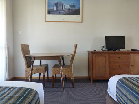Coonawarra Motor Lodge - Foster Accommodation 9