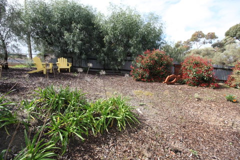 One Tree Bed And Breakfast - Foster Accommodation 4