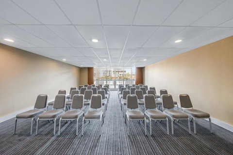 Adina Apartment Hotel Wollongong - Foster Accommodation 32